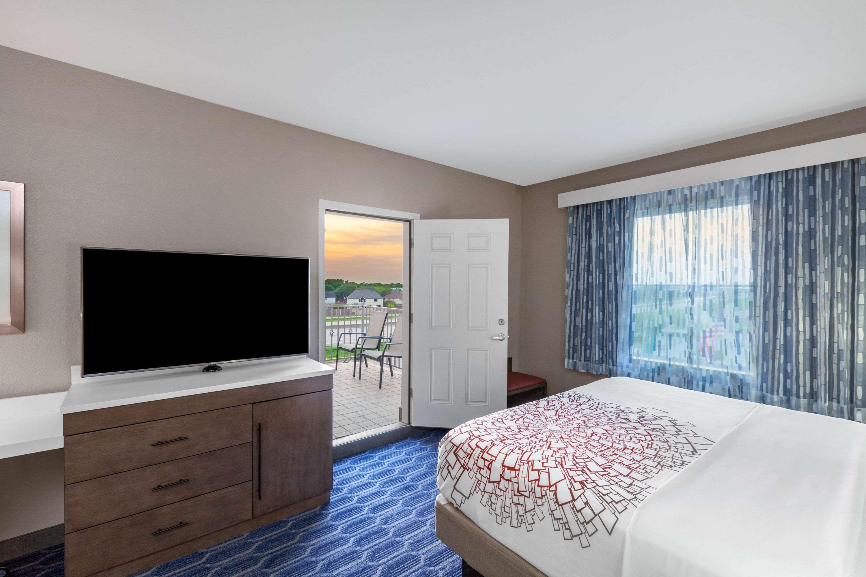 Hotel La Quinta By Wyndham Houston Channelview Cloverleaf