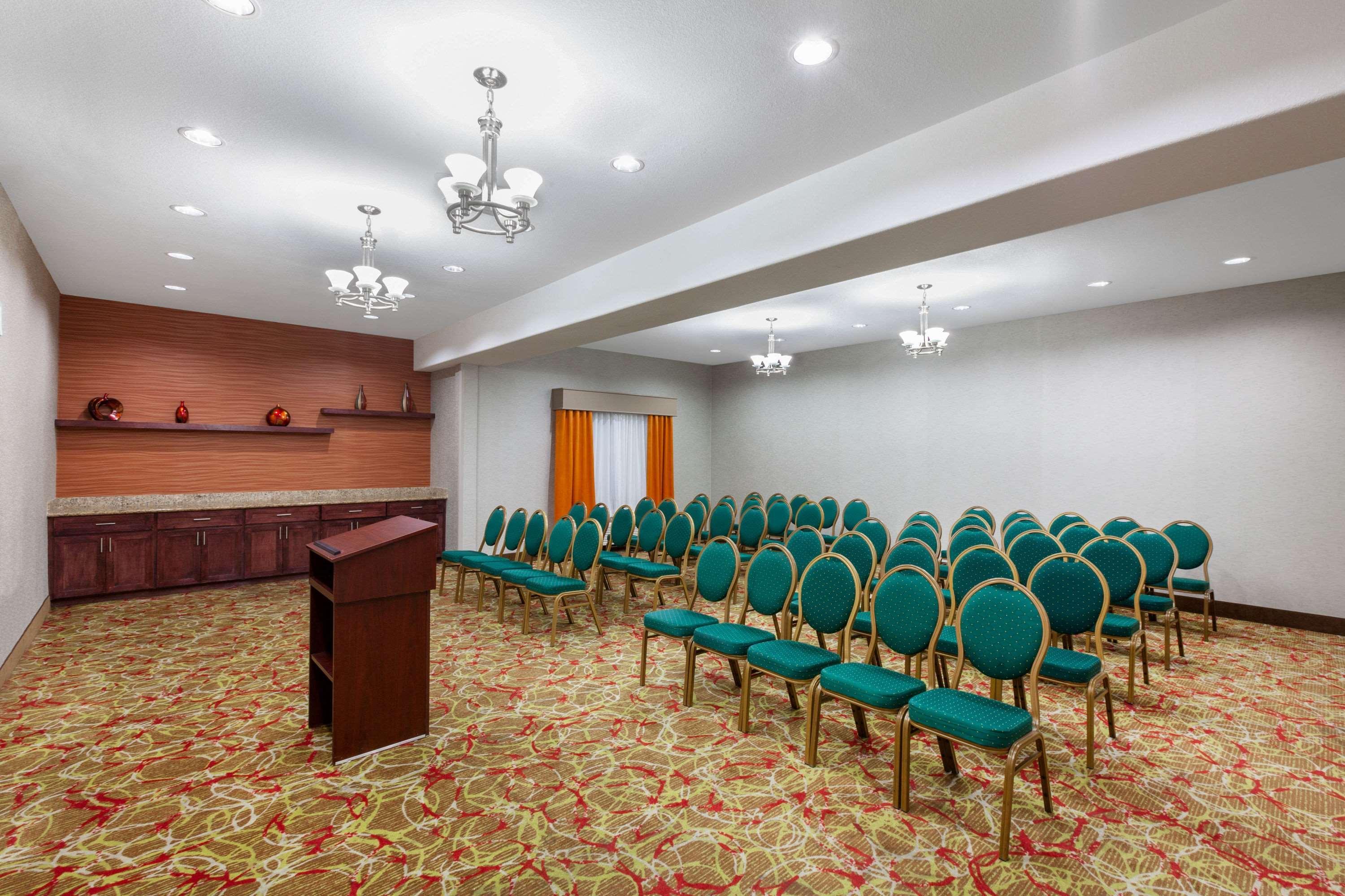 La Quinta By Wyndham Channelview 4* Cloverleaf