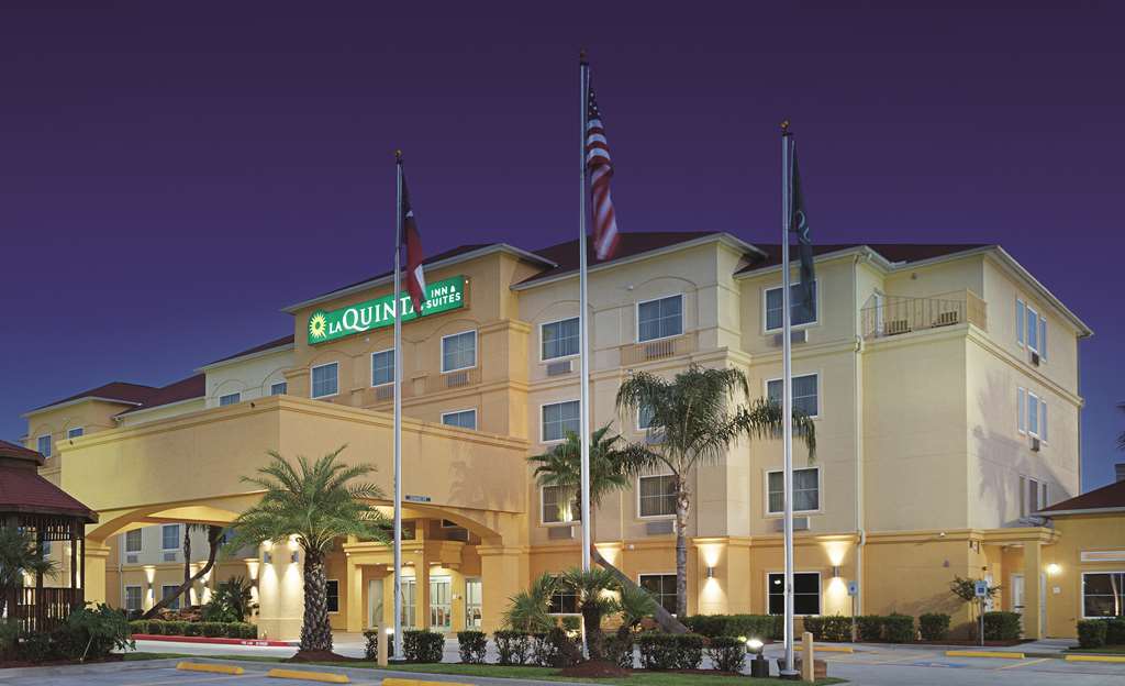 La Quinta By Wyndham Channelview Hotel 4*