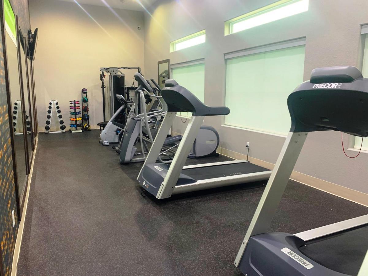 La Quinta By Wyndham Houston Channelview Hotel
