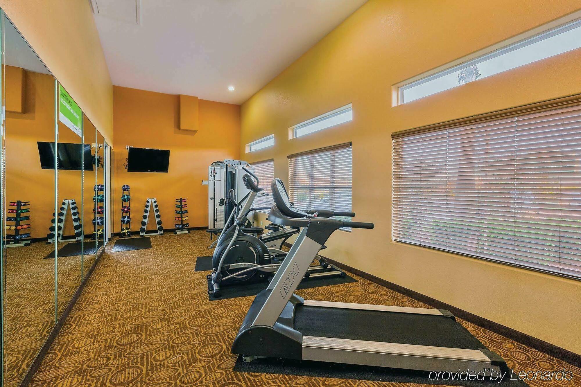 La Quinta By Wyndham Channelview Hotel Cloverleaf